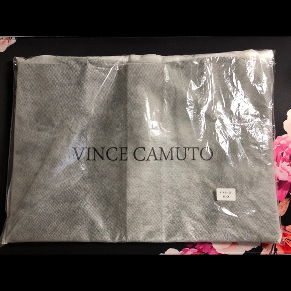 ALL OFFERS WELCOME Vince Camino Black Tote - Picture 2 of 6